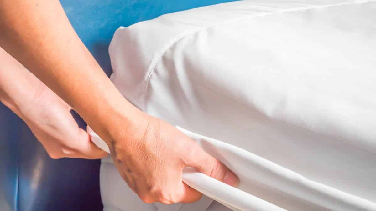 Comment laver et sécher un protège-matelas imperméable – et ce qu’il faut éviter image-16733