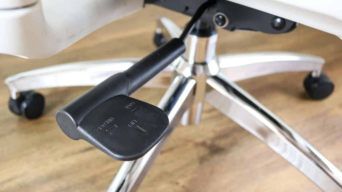 Les 5 réglages de chaise de bureau les plus courants — ce que vous devez faire pour trouver la solution idéale pour vous image-26916
