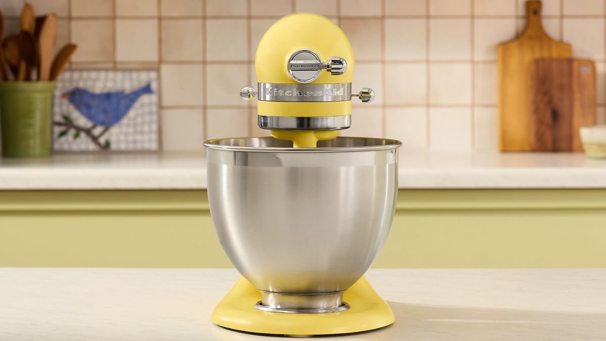 La couleur de l'année de Kitchenaid vient de chuter – il y a une ambiance plus lumineuse pour 2025 image-27969