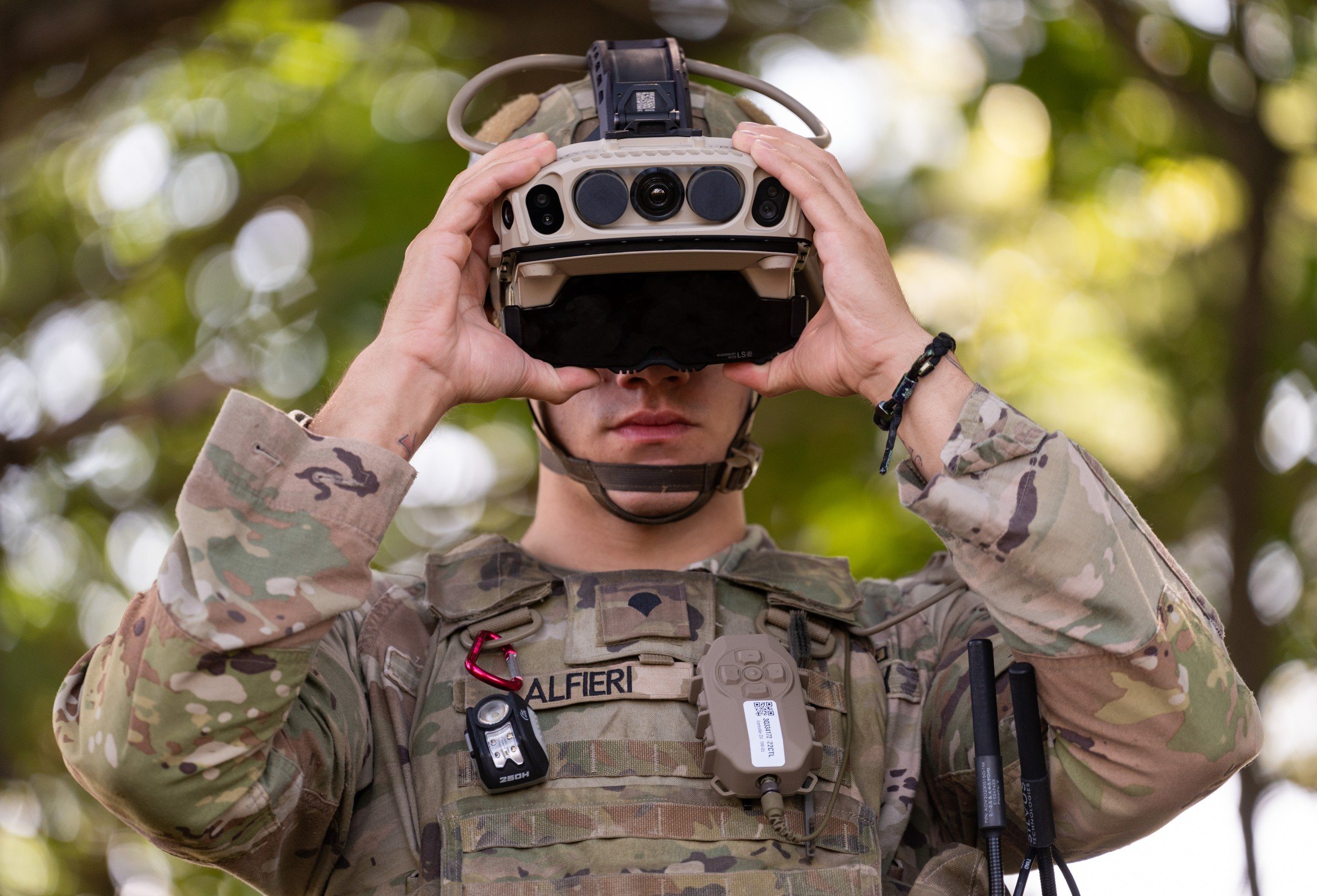 Microsoft et Anduril partenaire du projet AR militaire de sauvetage image-28076