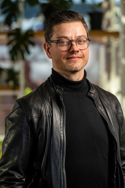 Headshot de Rasmus Jensen, PDG du fournisseur de pile de connectivité IoT Onomondo.