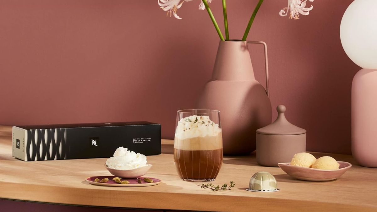 Je suis un buveur décaféré – voici pourquoi la dernière goutte de Nespresso m'a finalement persuadé d'acheter une machine Vertuo image-28770