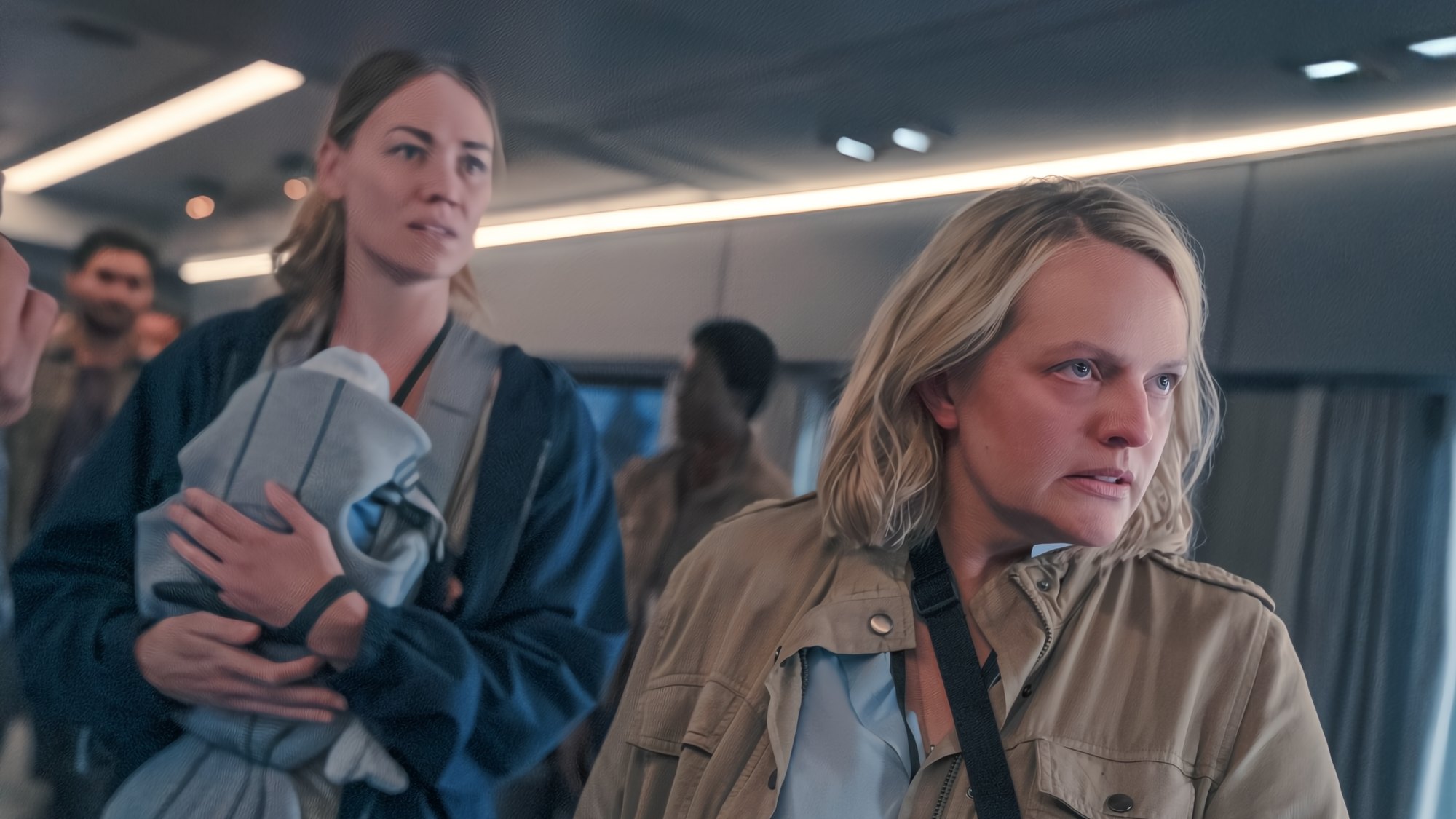 Yvonne Strahovski et Elisabeth Moss dans la saison 6 Handmaid's Tale 6