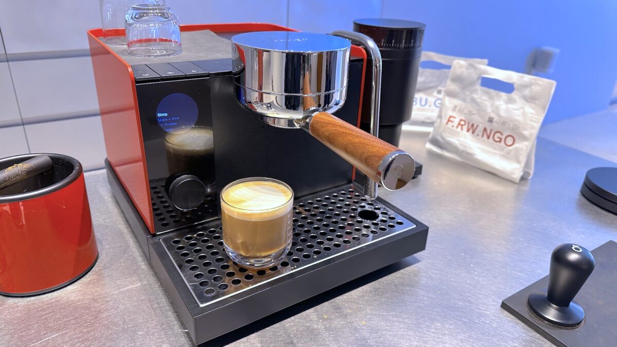 Je viens d'essayer la série Espresso Series 1, et maintenant j'ai besoin de faire de la place dans ma cuisine image-29192