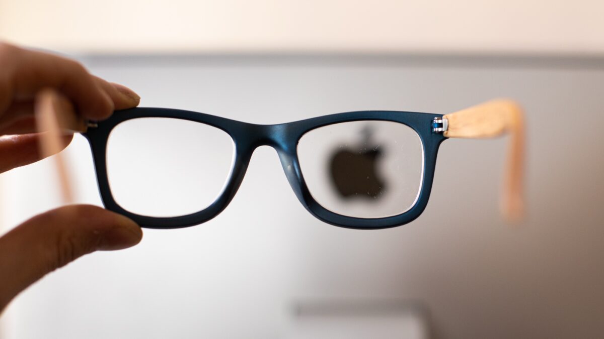 Apple aurait travaillé sur des lunettes intelligentes avec Apple Intelligence pour affronter Meta image-29286