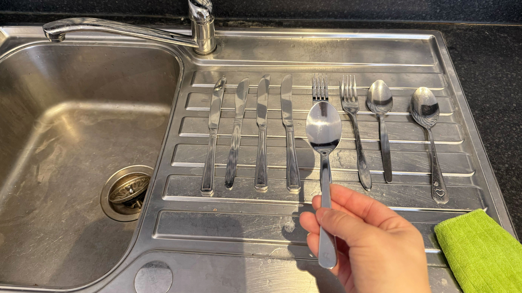 Couverts sans ternir