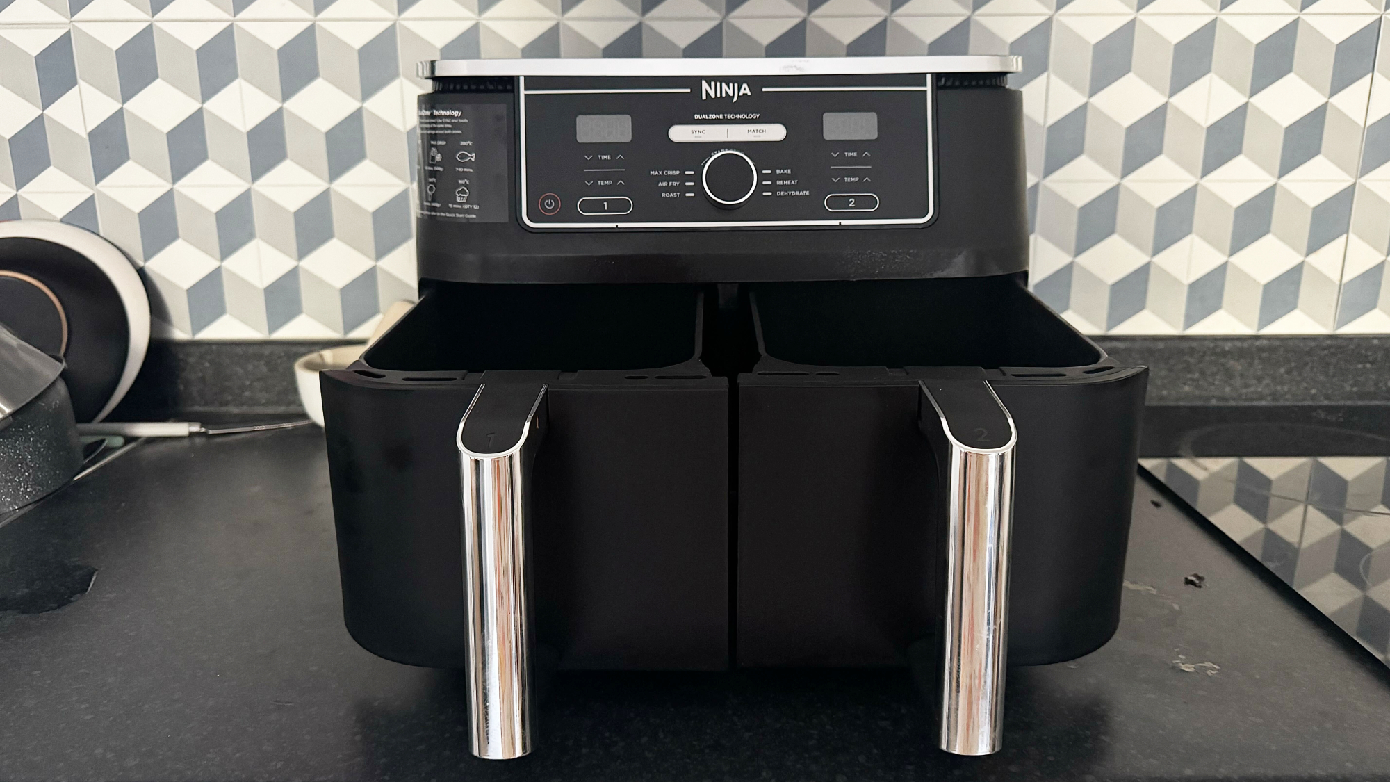 Ninja Air Fryer ne dépasse pas les paniers
