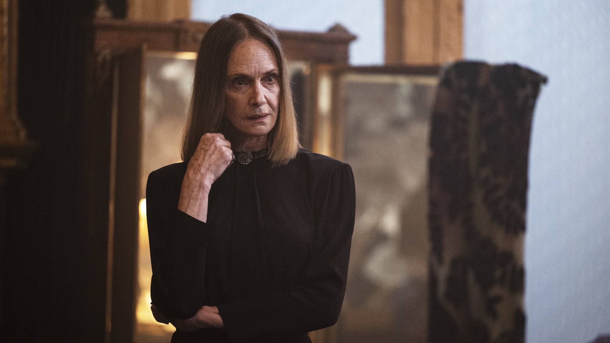 Lisa Emery comme la Dama en