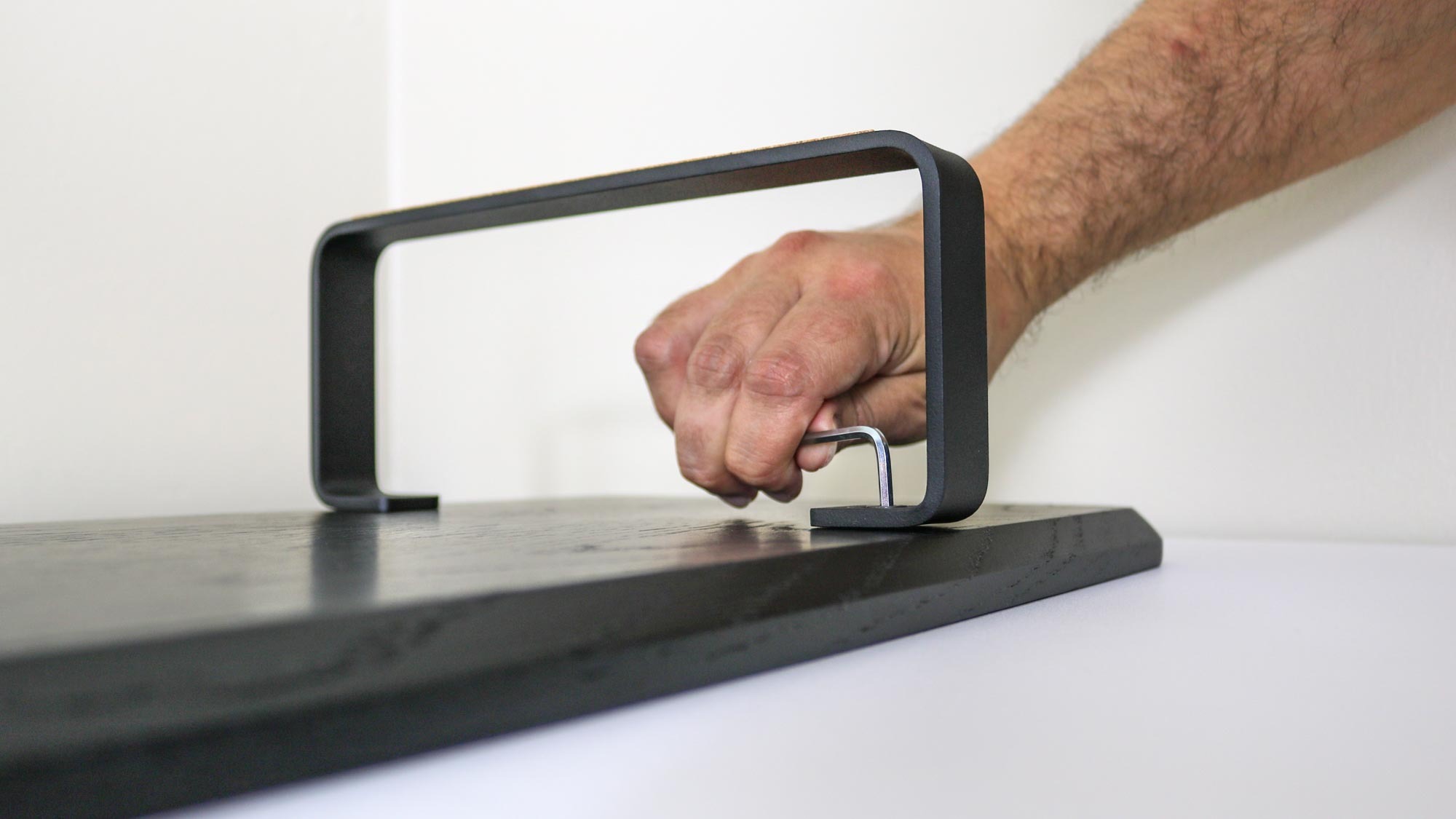 Assembler l'étagère de bureau Oakywood