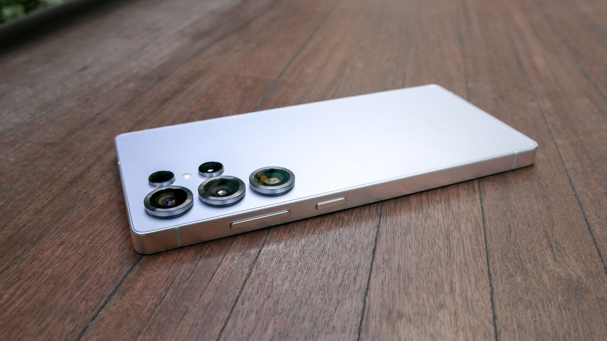 Samsung Galaxy S25 souffre d'un problème de qualité de conception embarrassant – ce que vous devez savoir image-30071