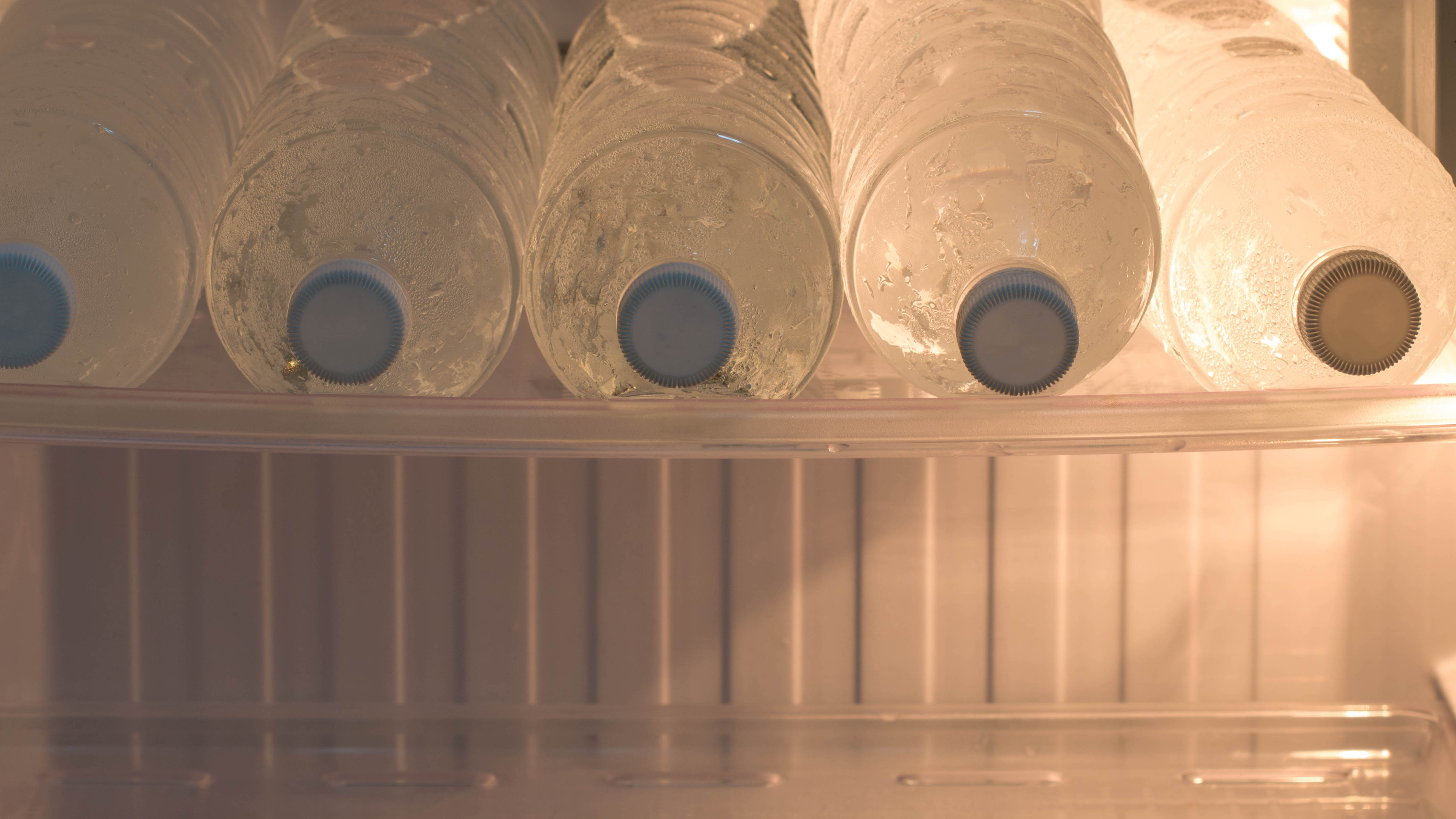 Bouteilles d'eau surgelées