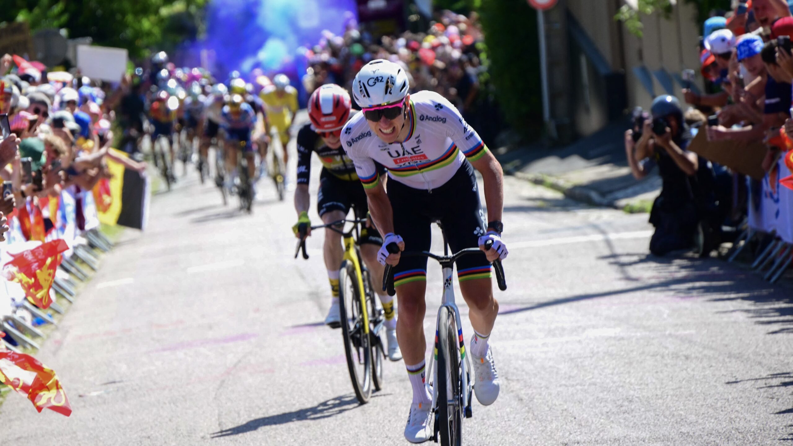 Comment regarder l'étape 10 du Tour de France 2025: Stream en direct à vélo en ligne de n'importe où image-30622
