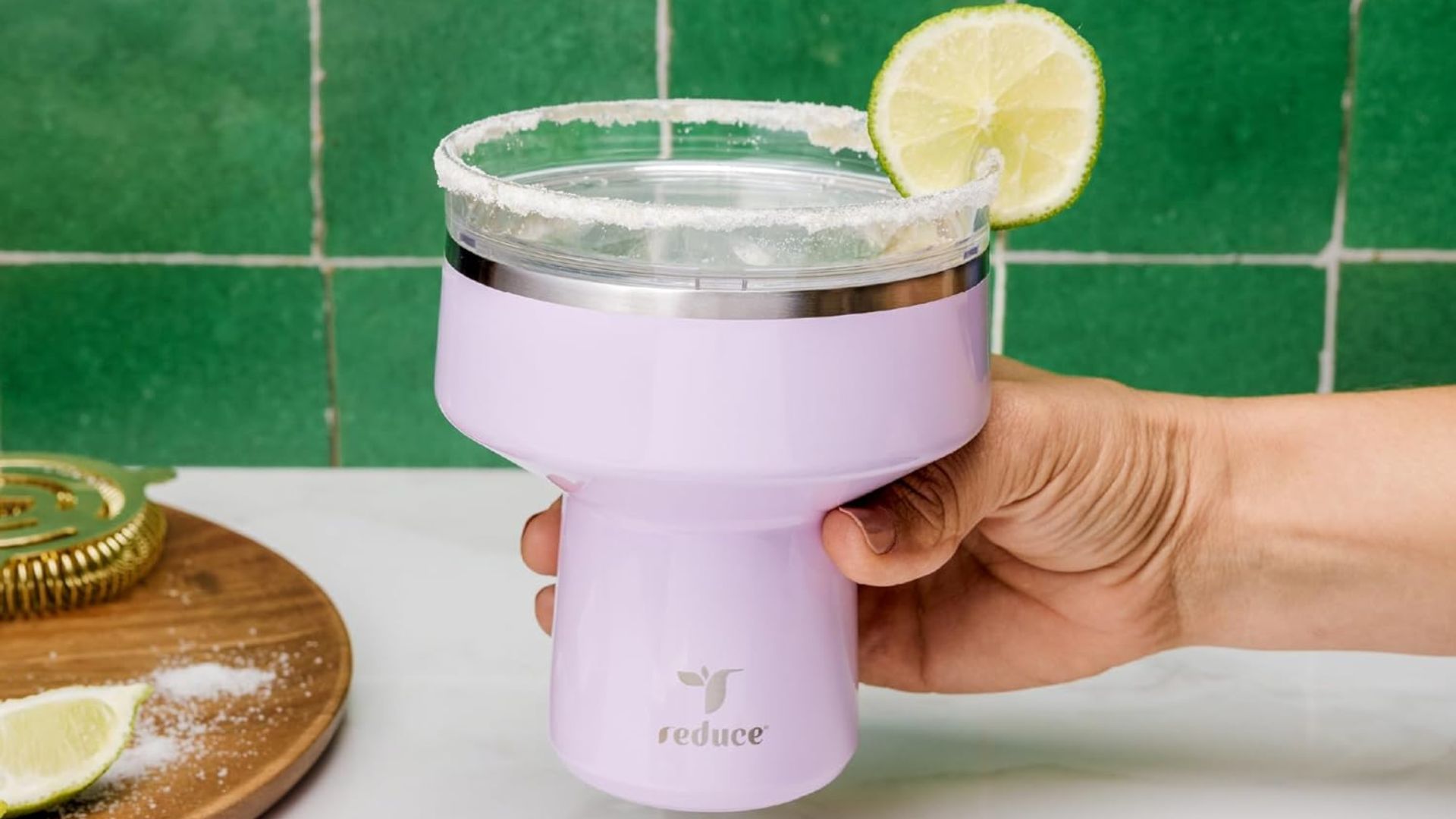 Réduire la tasse de cocktails