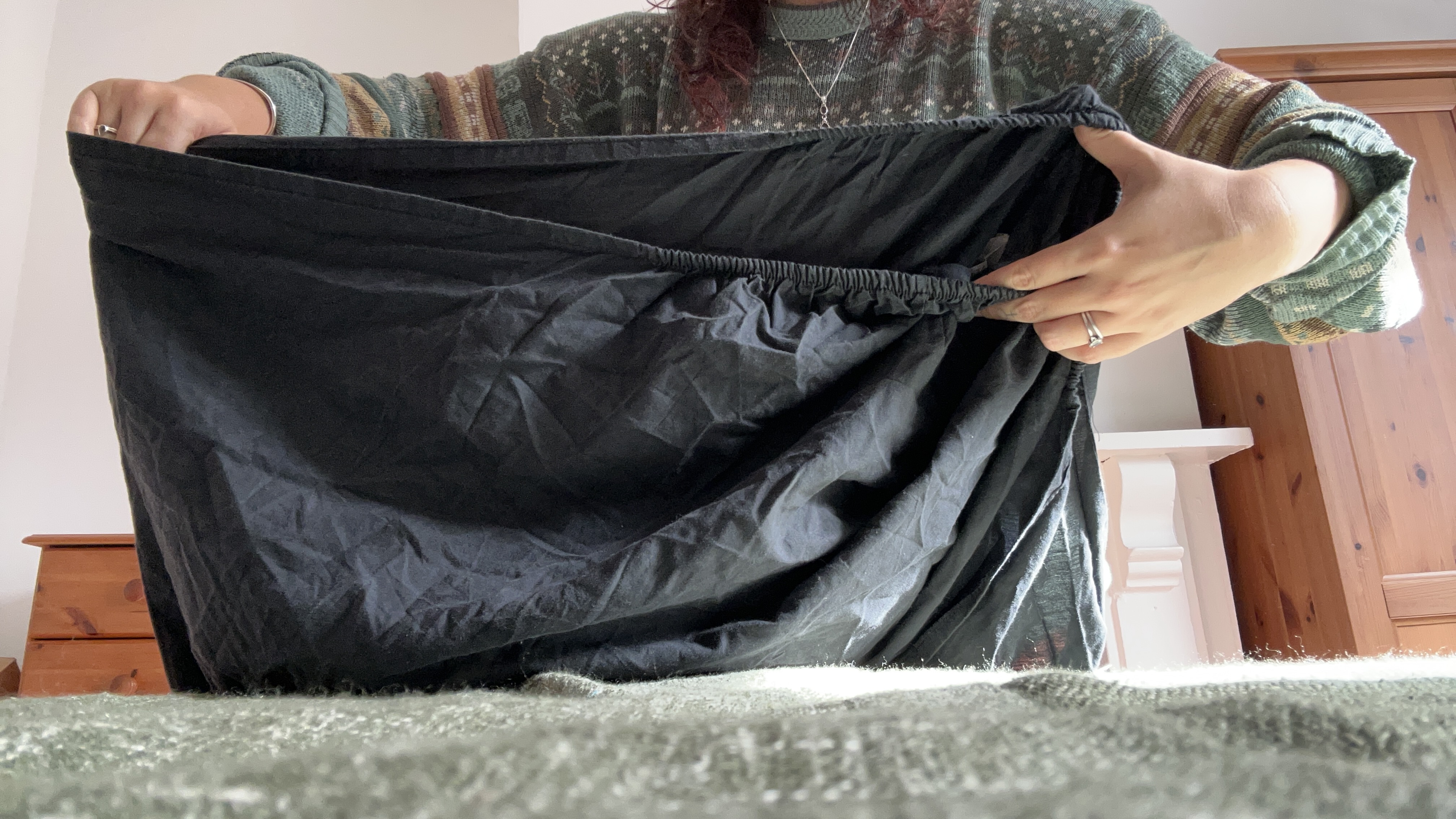 Le Sleep de Tom's Guide présente l'éditeur de pliage des coins d'une feuille ajustée