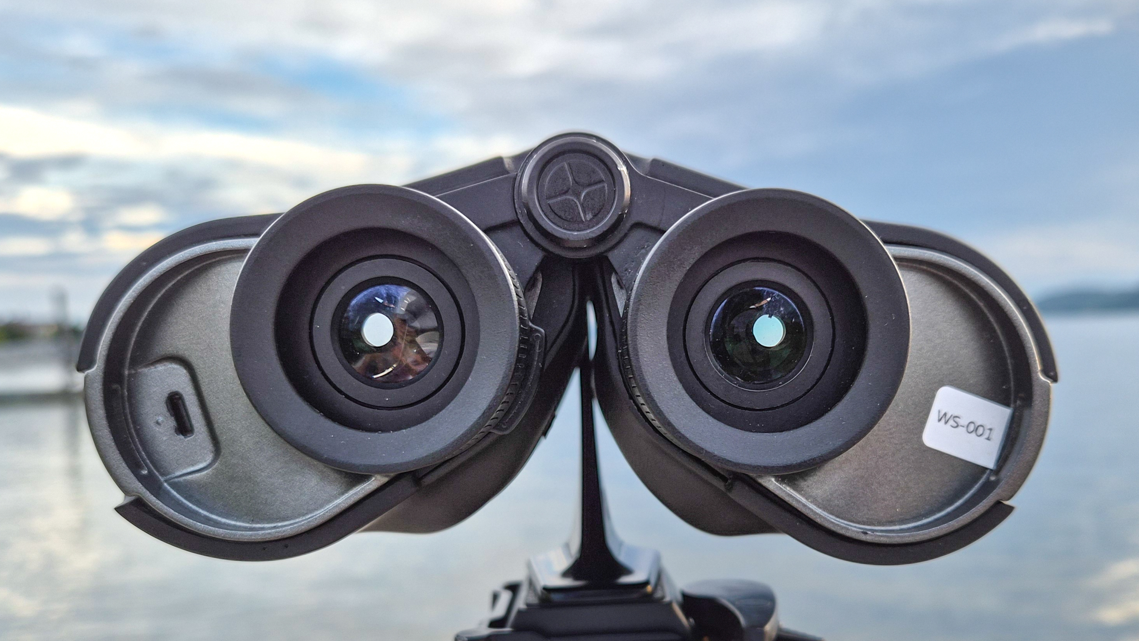 UniStellar envisage des jumelles intelligentes.