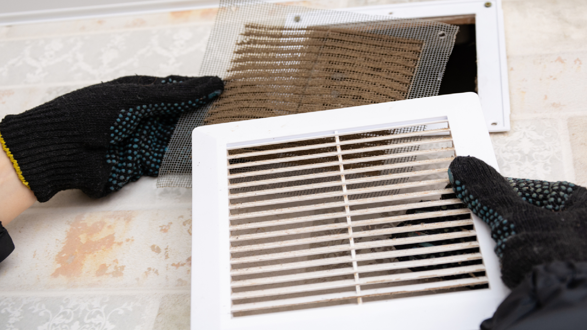 Filtre CVC en cours de changement