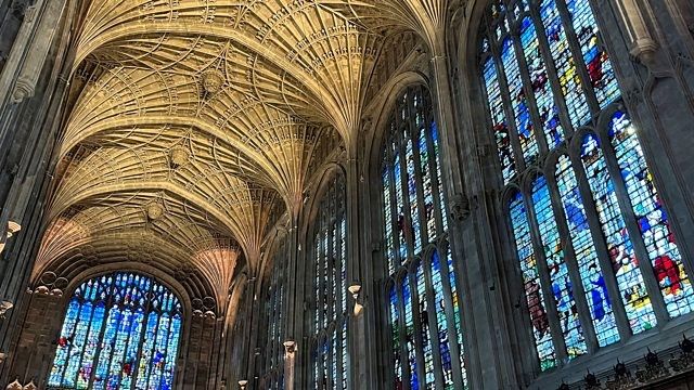 Comment regarder « Carols from King's » en ligne depuis n'importe où – diffusez la tradition de Noël aux chandelles image-34152