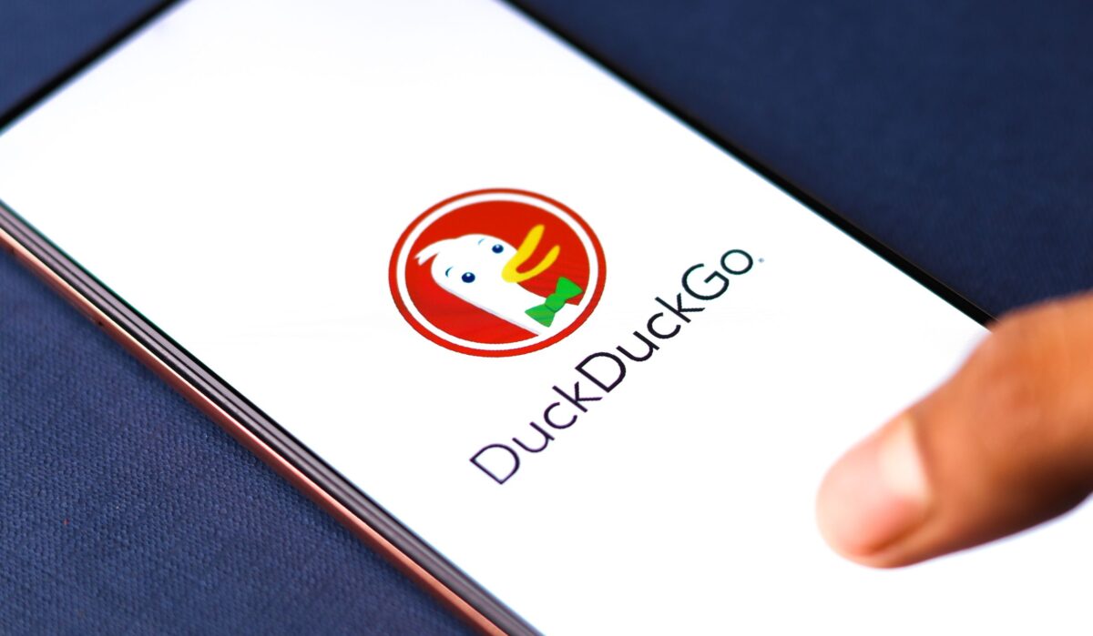 Je viens d'essayer le nouvel éditeur de photos IA anonyme de DuckDuckGo et cela change la donne image-36044