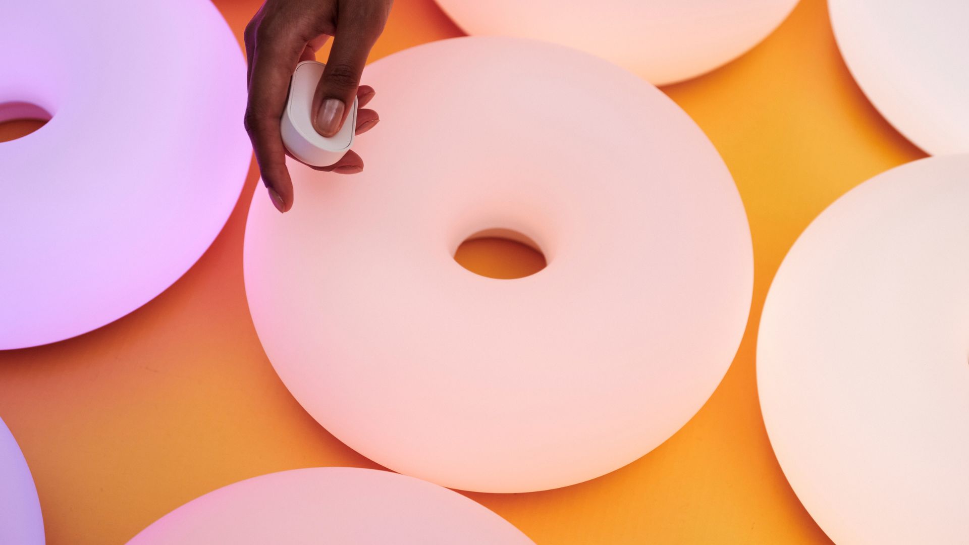 Éclairage intelligent IKEA VARMBLIXT