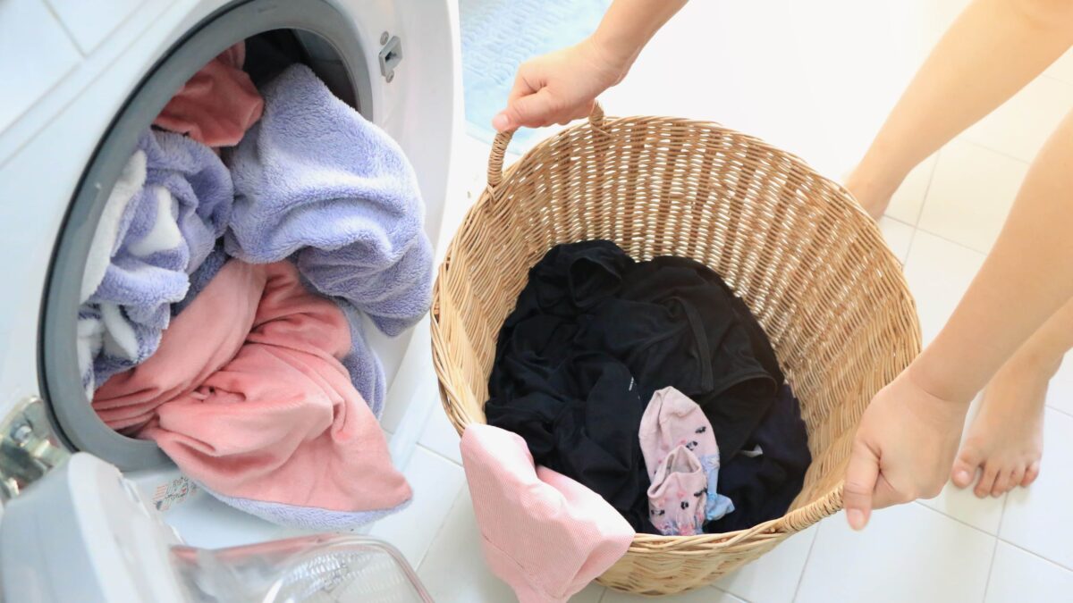 5 raisons pour lesquelles votre linge ne sent pas frais et que faire à ce sujet image-34518