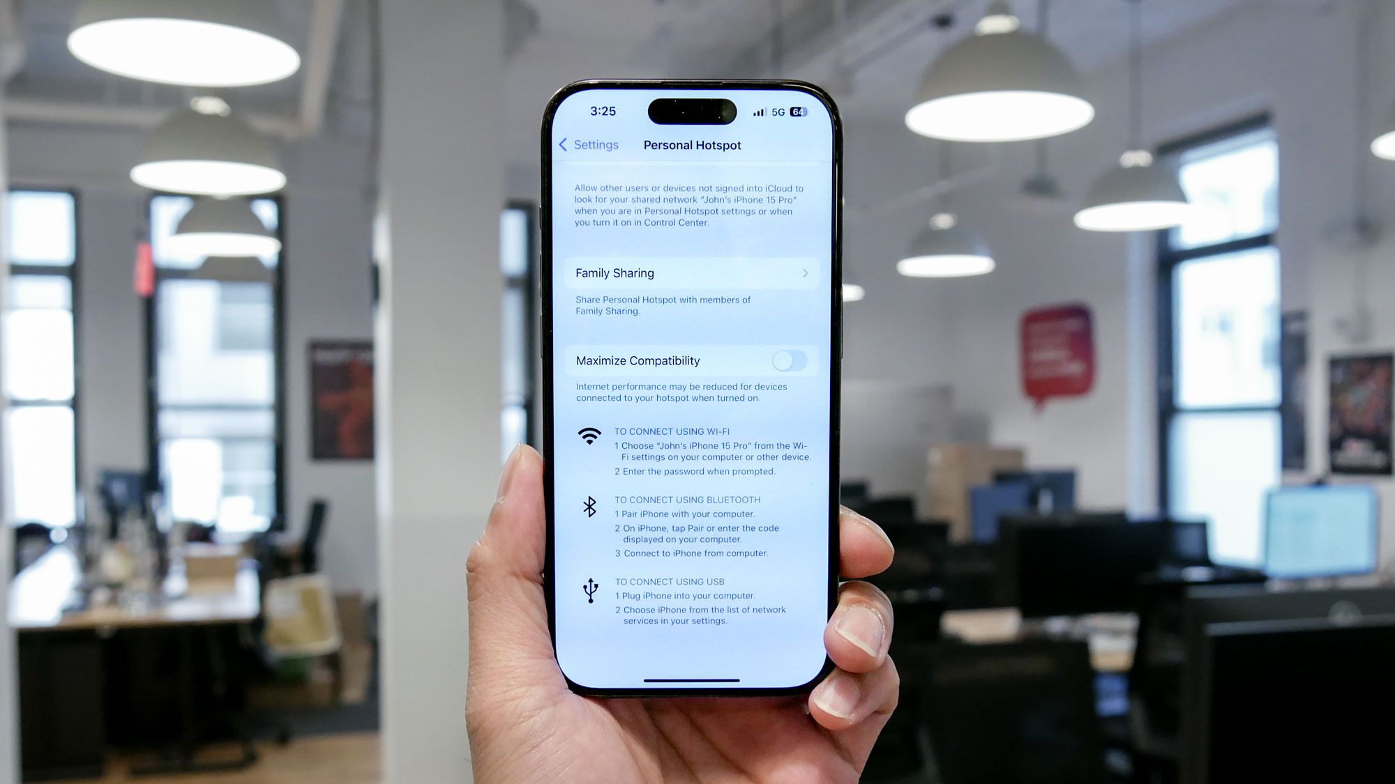 Les iPhones et les téléphones Android disposent d'une fonction de partage Internet cachée qui est plus sécurisée qu'un point d'accès Wi-Fi. Voici comment l'utiliser image-34596