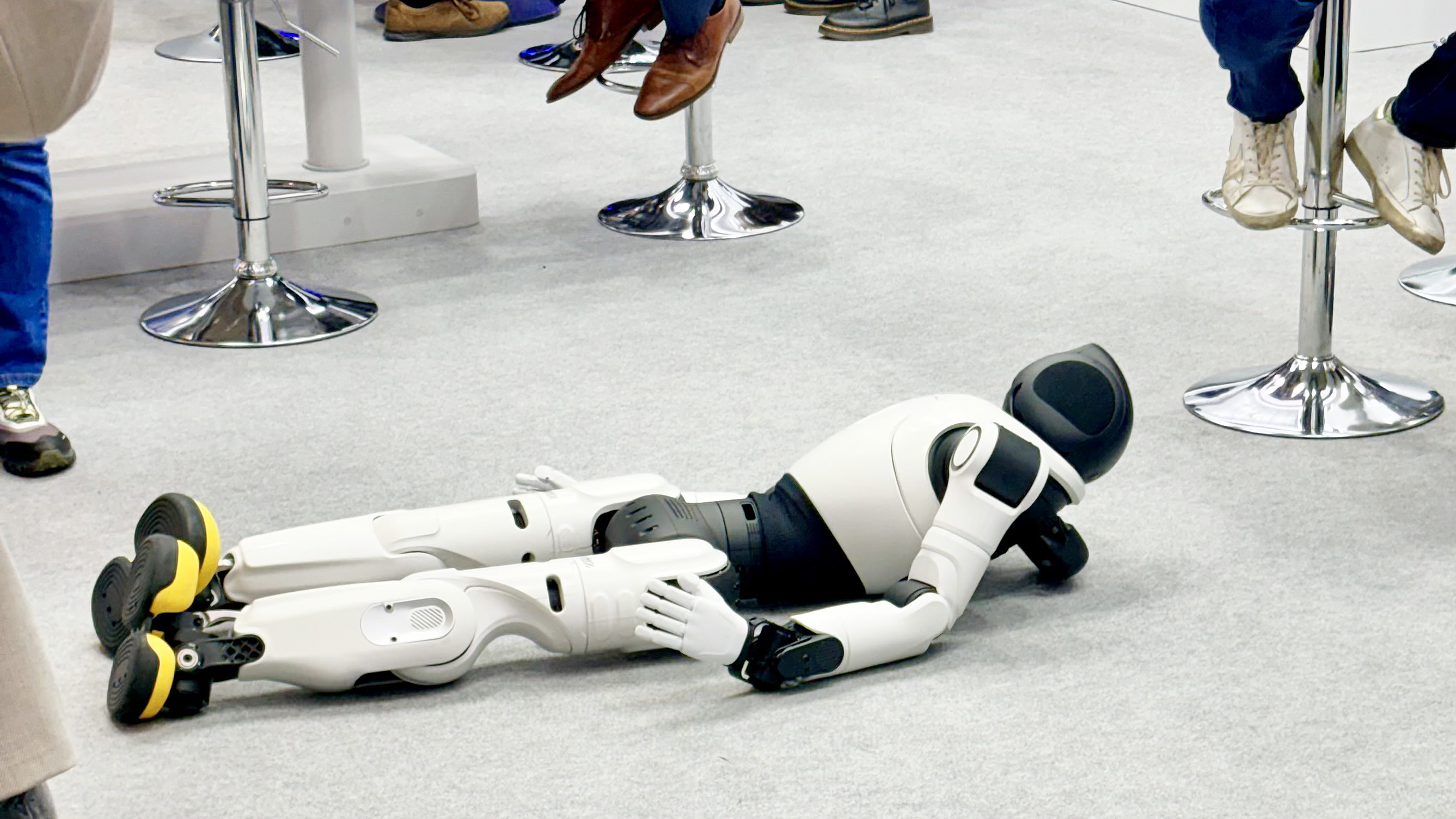 Robots du MWC 2026 dont l'Agibot X2 et le Magicbot Z1