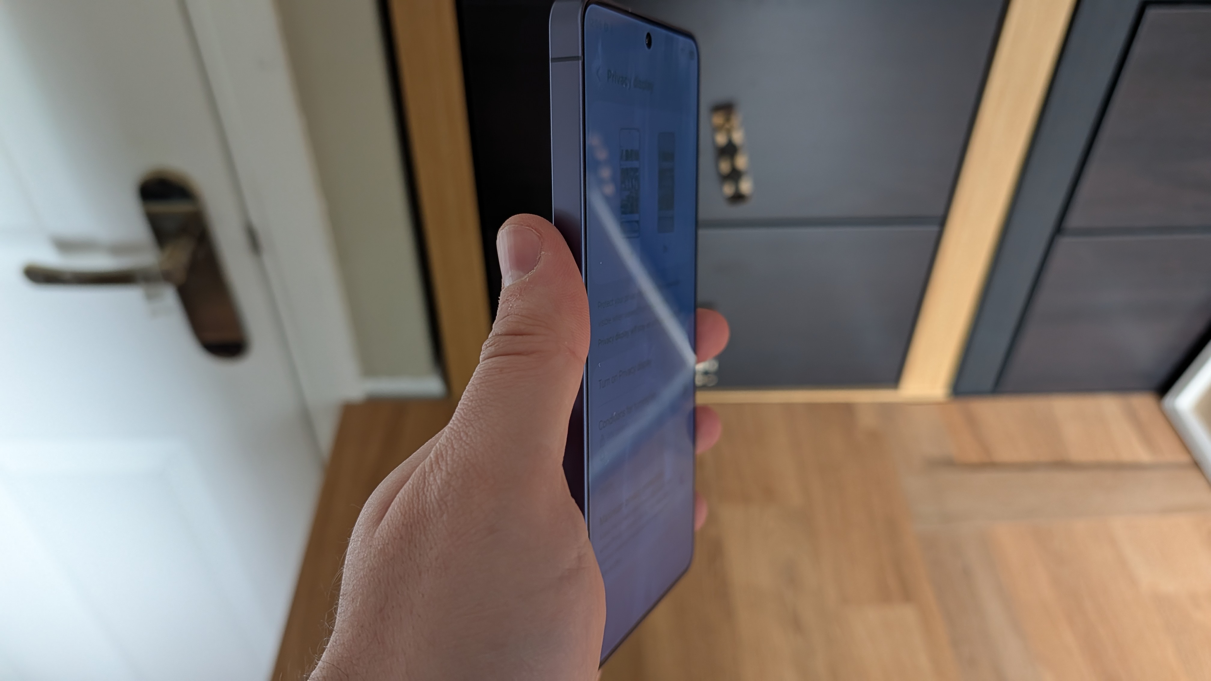 Écran ultra confidentiel Samsung Galaxy S26 avec luminosité maximale