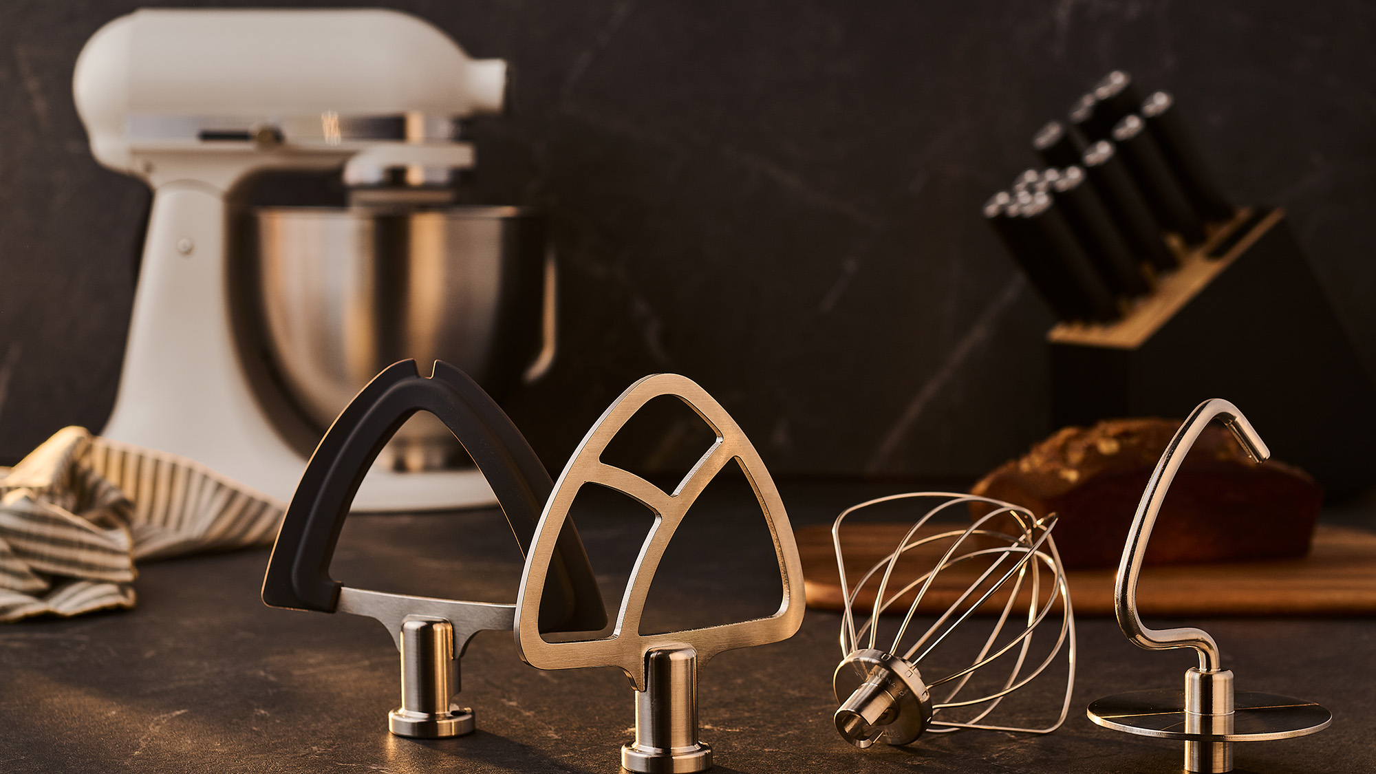 Batteur sur socle KitchenAid Artisan Plus