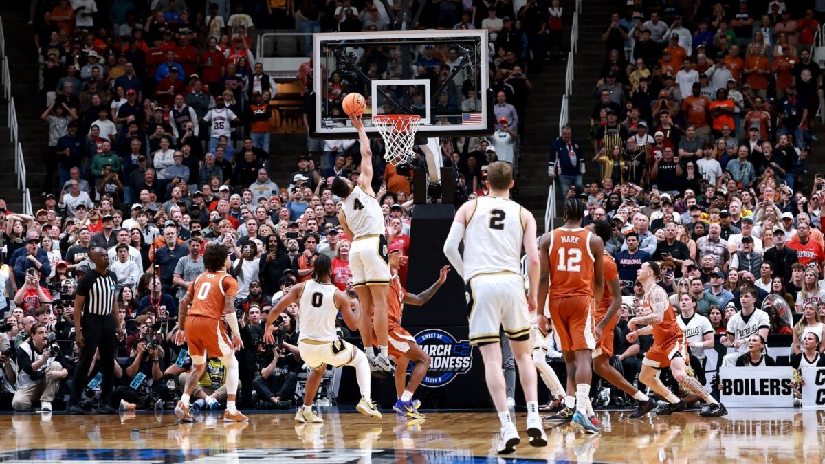 Comment regarder Elite 8 2026 : diffusions en direct GRATUITES, aperçu de la finale régionale de March Madness image-35816