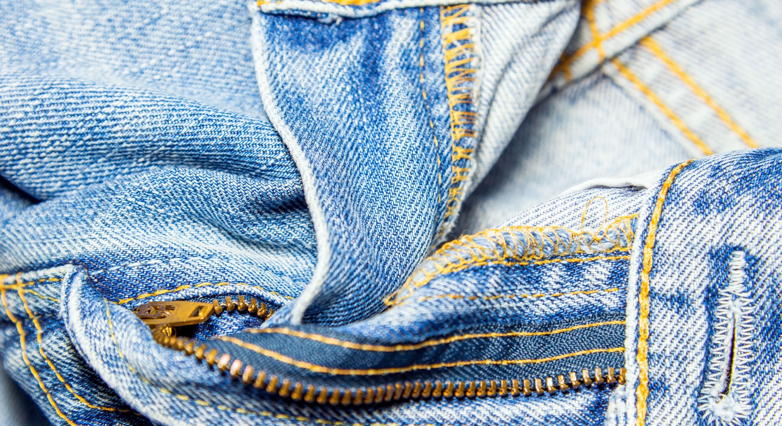 Ne les jetez pas : 5 façons surprenantes de réutiliser vos vieux jeans image-35918