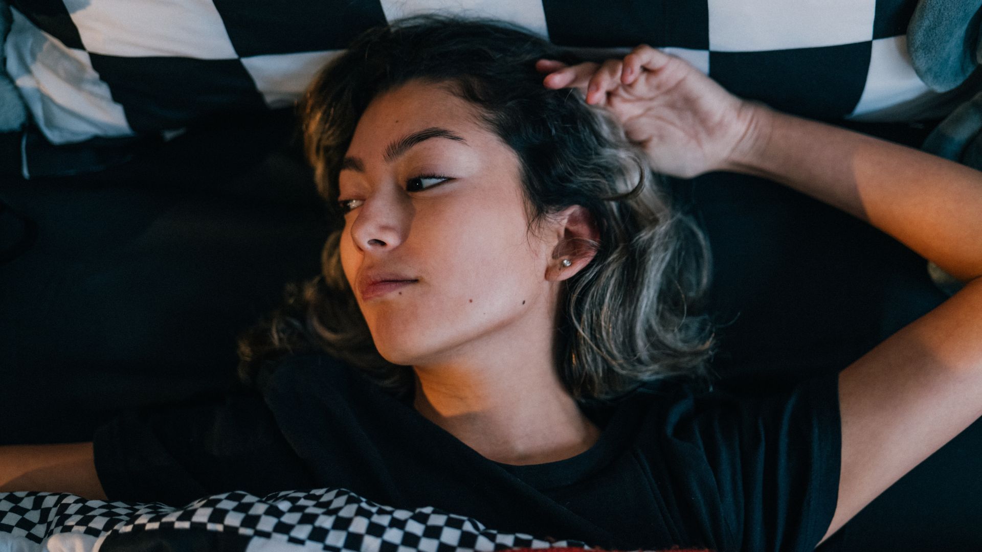 Cet article ménager populaire pourrait être la raison pour laquelle vous vous réveillez groggy même après suffisamment de sommeil. Voici comment obtenir de l'énergie matinale en 5 secondes. image-35991