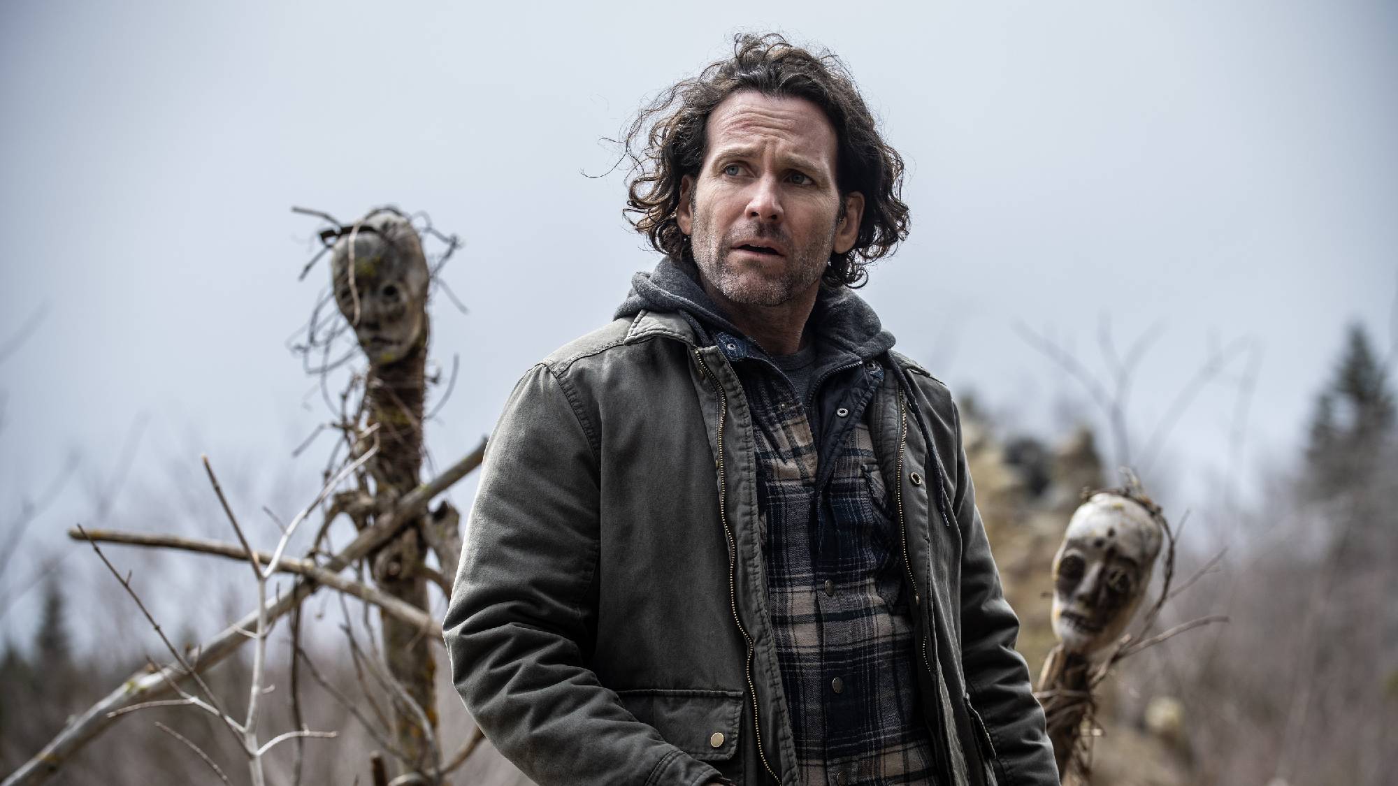 Eion Bailey dans le rôle de Jim dans