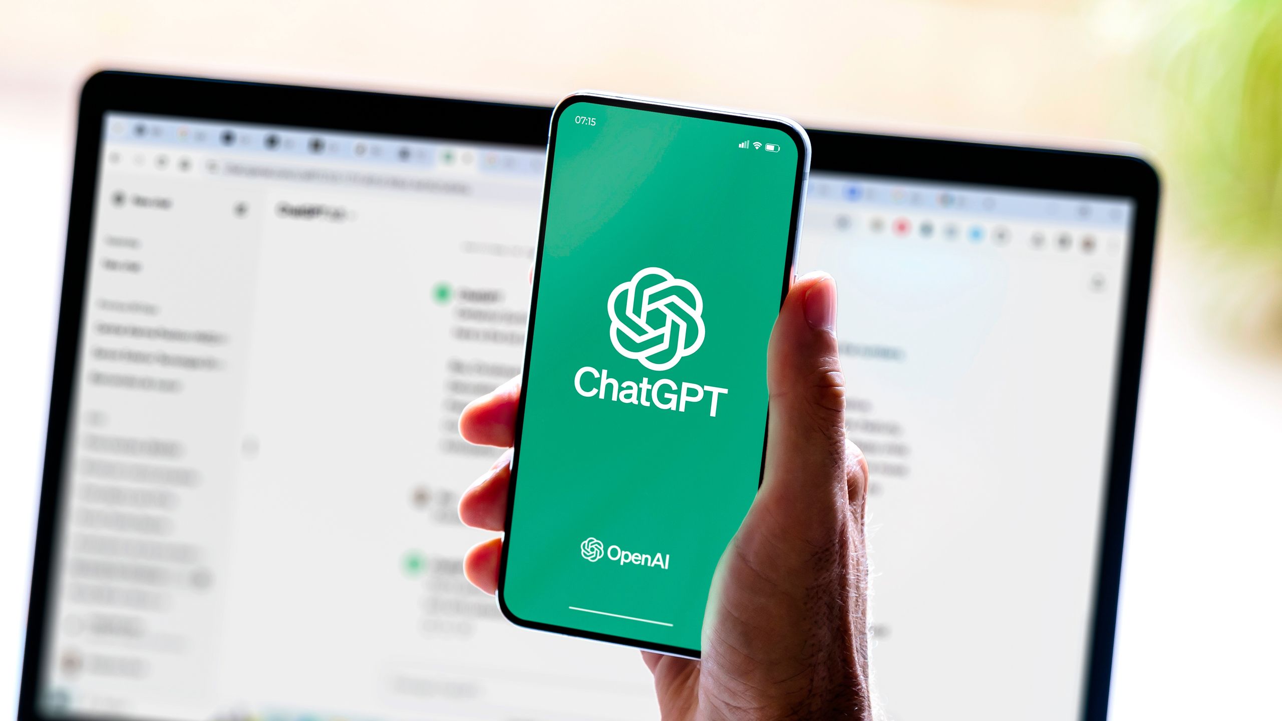 Dropbox est désormais intégré à ChatGPT : vous pouvez désormais utiliser l'IA pour partager vos fichiers et enregistrer le contenu généré par l'IA. image-36098