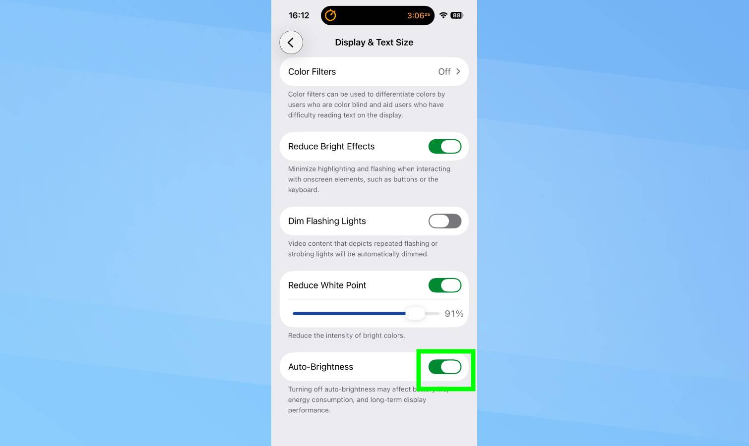 Activé la luminosité automatique sur iPhone