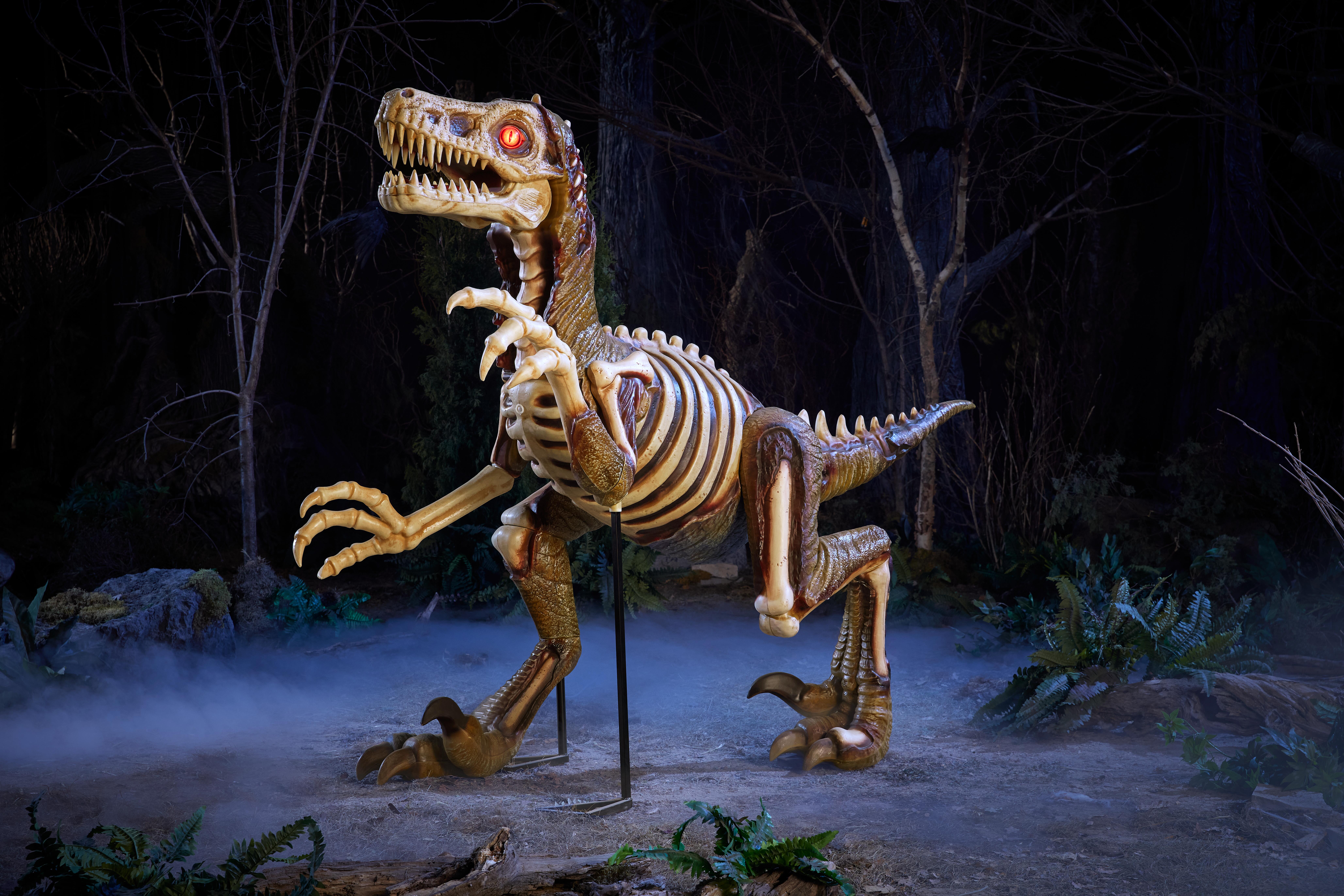 8 pieds de long Grave & Bones LED animées de taille géante Velociraptor Zombie.Jpg