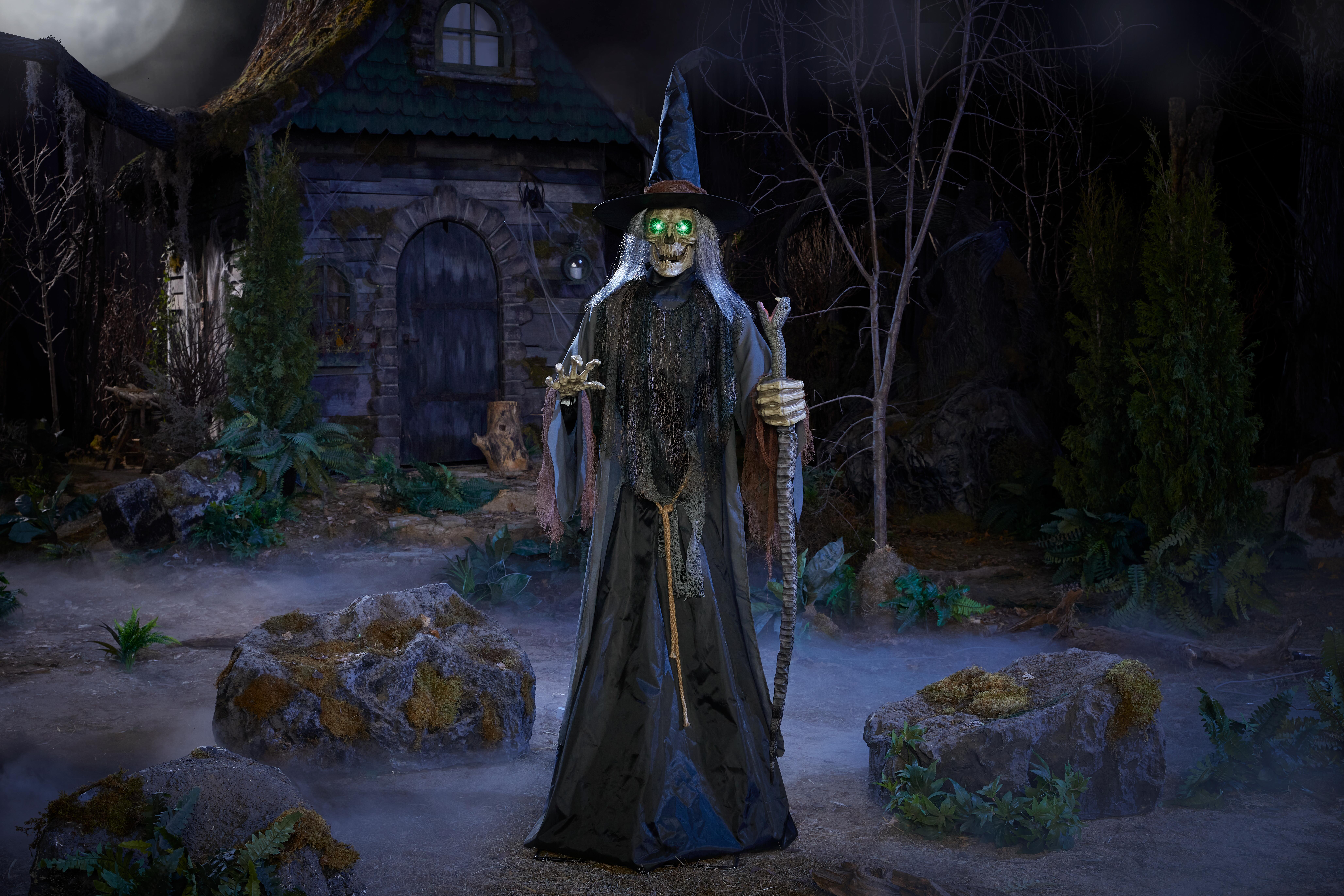 Sorcière macabre LED animée Wicked Woods de 7 pieds