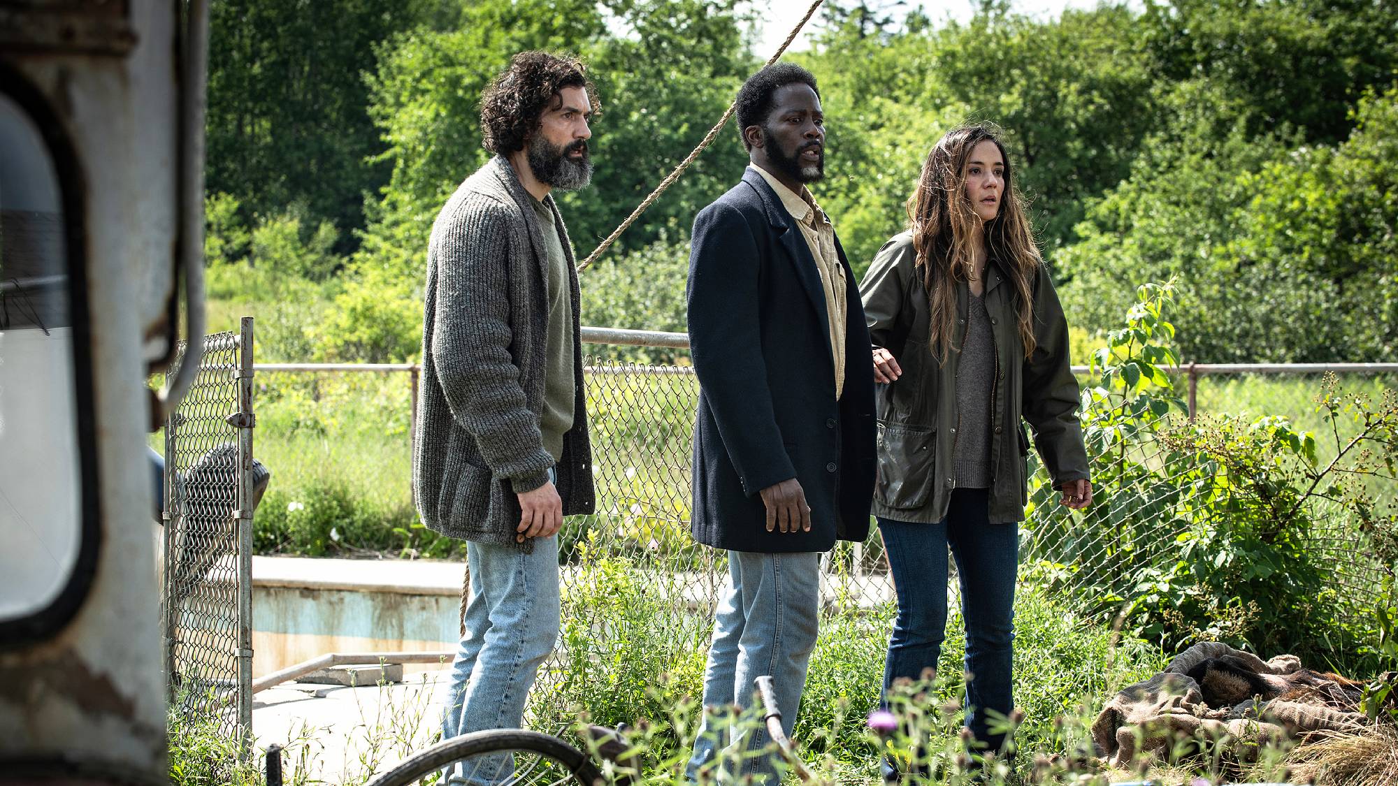 David Alpay dans le rôle de Jade Herrera, Harold Perrineau dans le rôle de Boyd Stevens et Catalina Sandino Moreno dans le rôle de Tabitha Matthews dans
