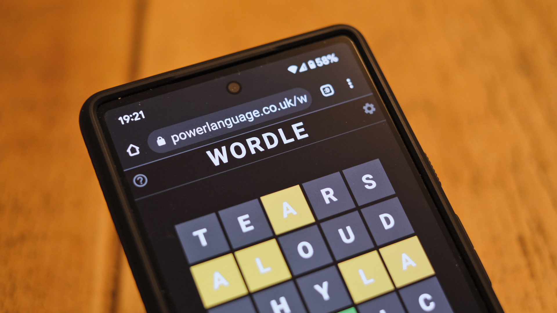 Wordle affiché sur un téléphone