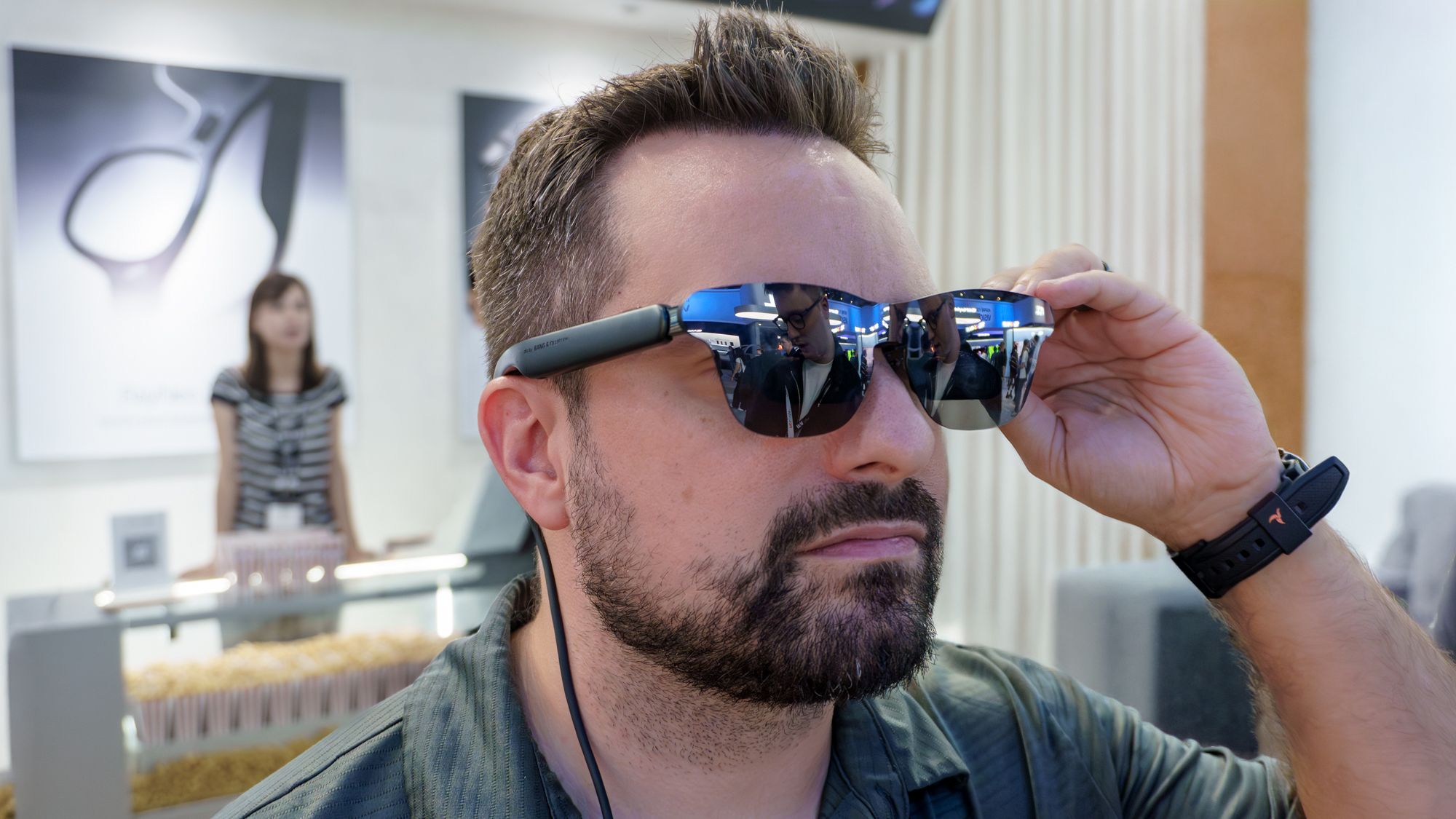 J'ai essayé les RayNeo GT Max, et ce sont de loin les lunettes AR les plus confortables que j'ai portées jusqu'à présent. image-37609