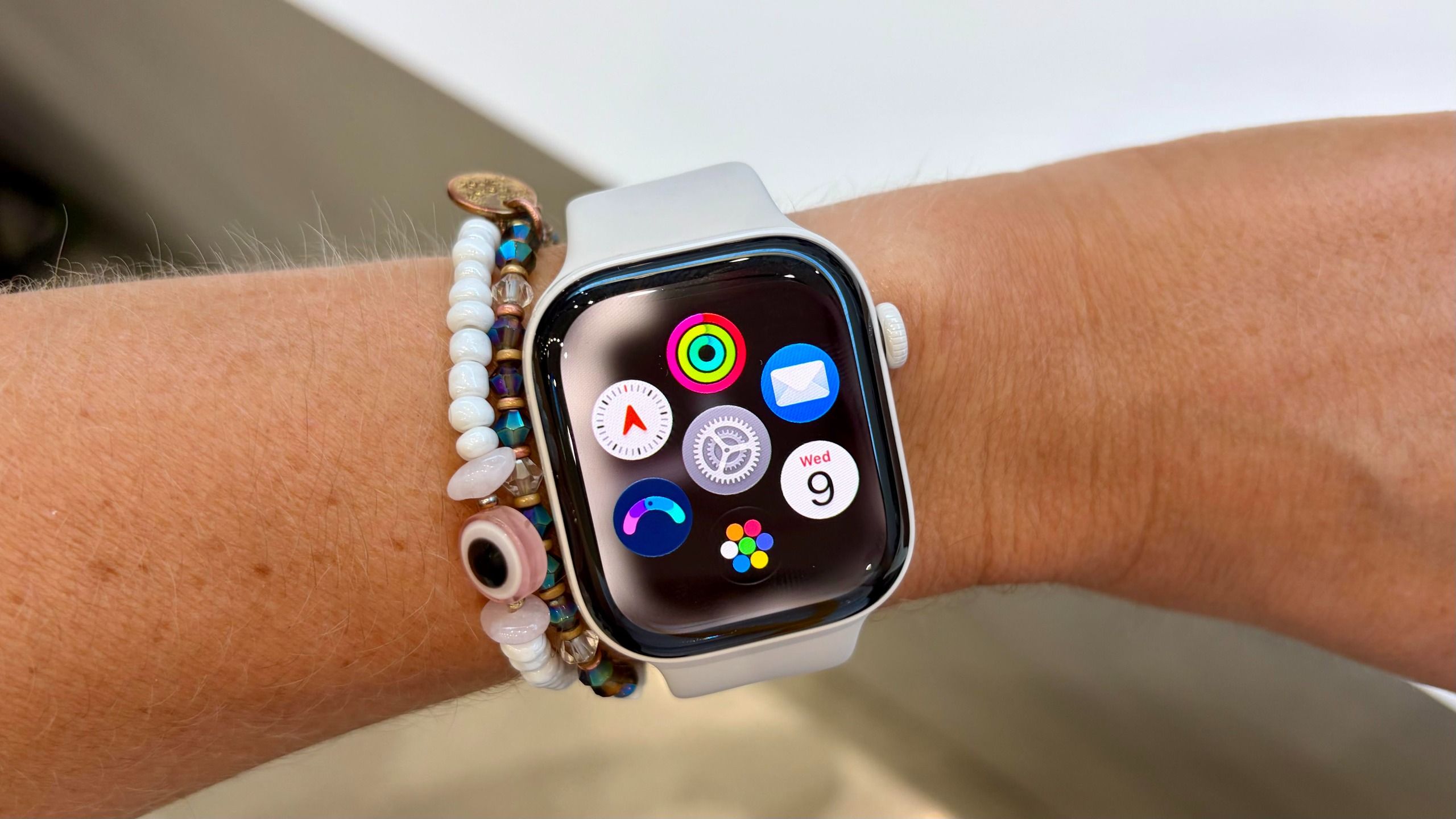 Les gens paniquent à propos des nouvelles montres Apple « à l’écoute permanente » – voici ce que nous a dit le PDG d’Apple, John Ternus image-37611