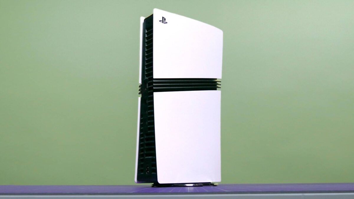 GameStop vend soudainement des PS5 Pro d'occasion pour plus de 1 400 $ : que se passe-t-il et où en obtenir une à moindre coût image-37853