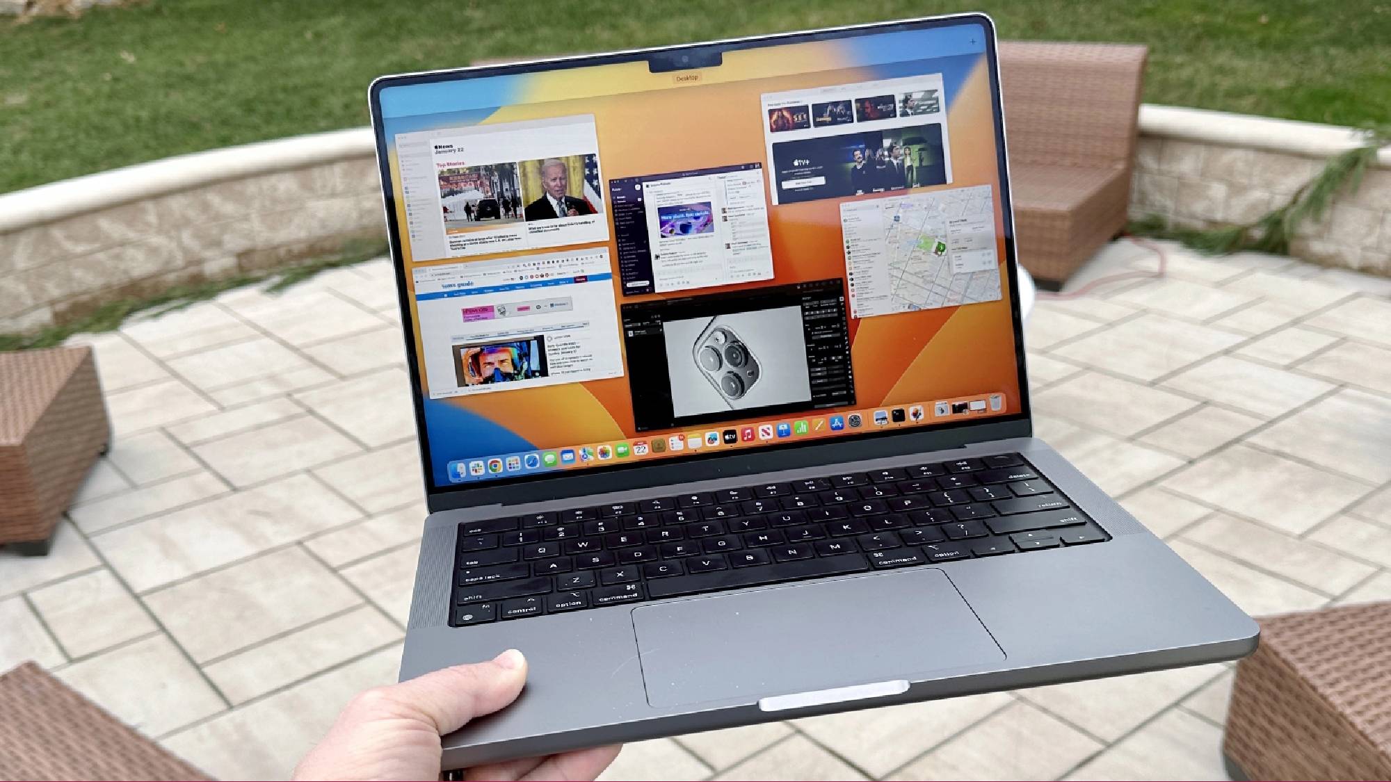 Un MacBook Pro 14 pouces 2023