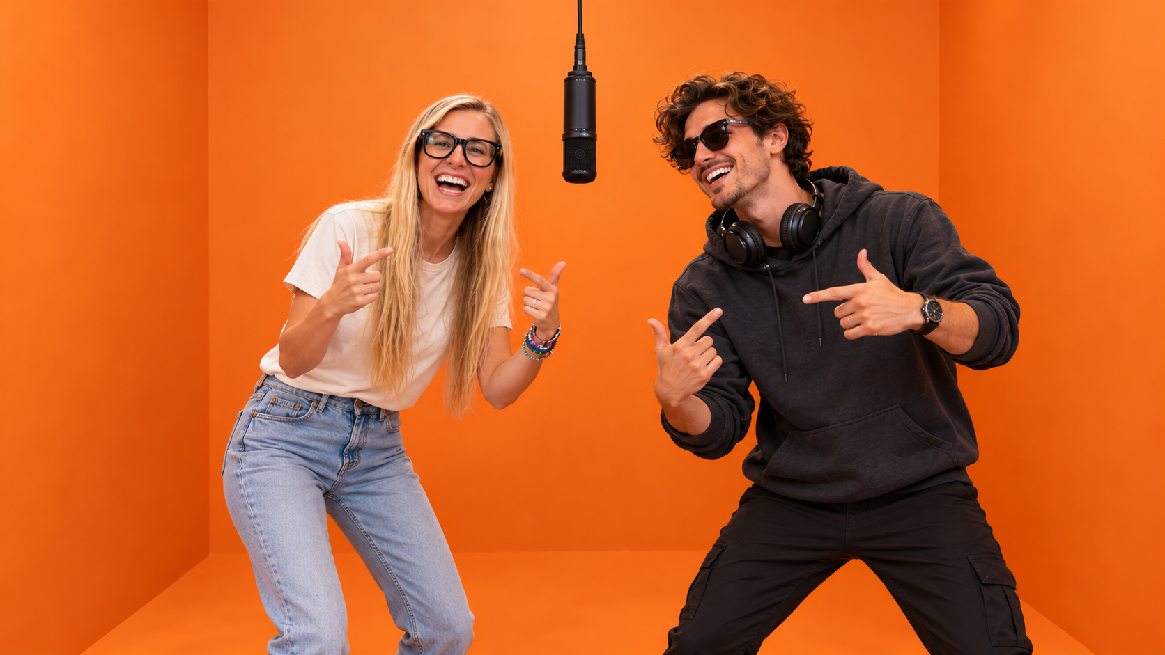 Amanda Caswell fait la tendance du lobby de l'hôtel